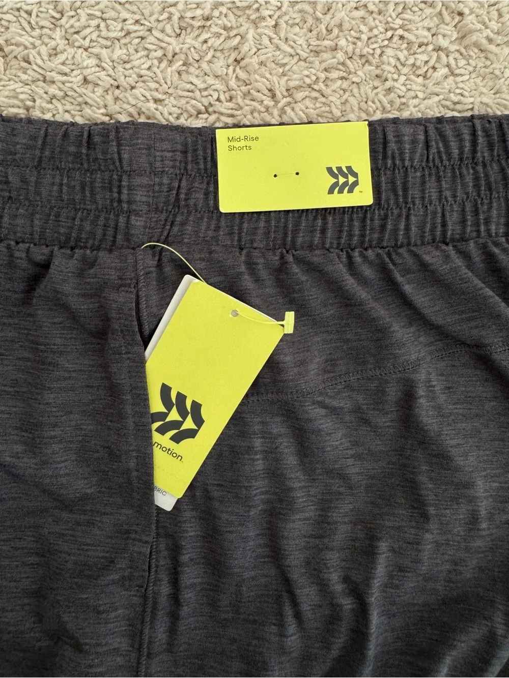 All In Motion Mid-Rise Woven Active Shorts 5” (in heather charcoal)